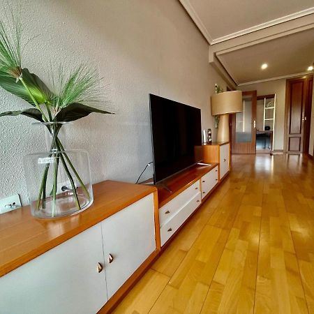 Atuaire Home Agradable Apartamento En El Centro De Burgos Parking Incluido Kültér fotó
