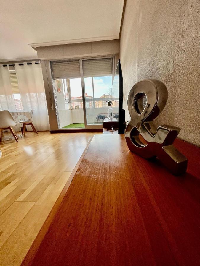 Atuaire Home Agradable Apartamento En El Centro De Burgos Parking Incluido Kültér fotó